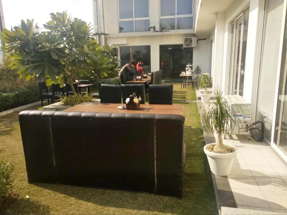 Hotel Citi Inn Grande Zirakpur Exteriér fotografie