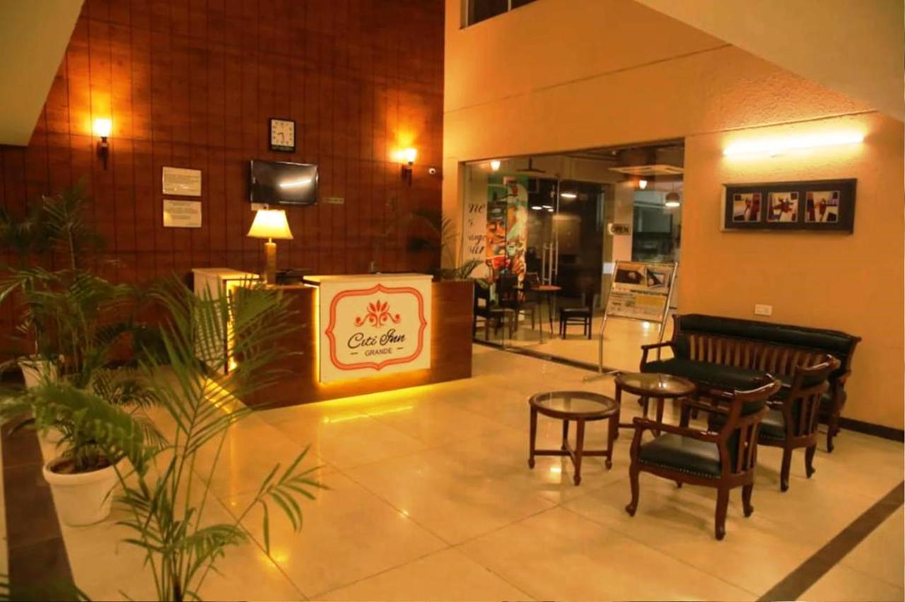 Hotel Citi Inn Grande Zirakpur Exteriér fotografie