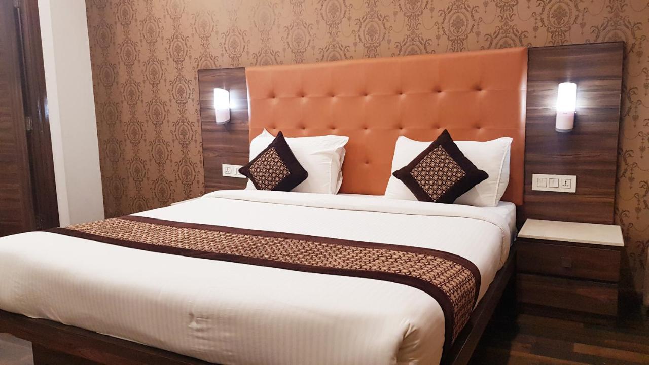 Hotel Citi Inn Grande Zirakpur Exteriér fotografie